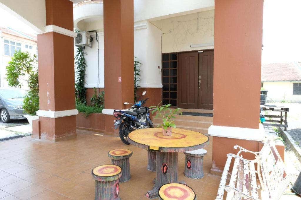 Hotel De'Light Villa كوتا بْهارو المظهر الخارجي الصورة